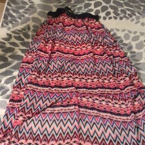 Cute patterned long skirt!! Size 3-5 for kids